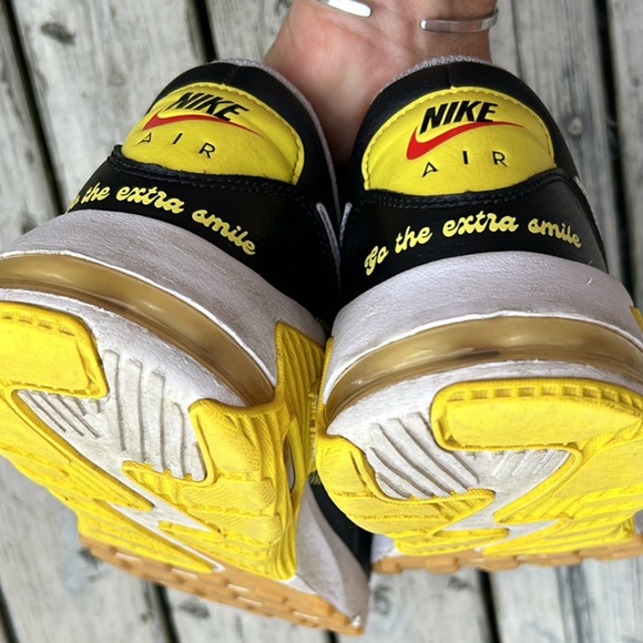 Nike Air Max To the extra Smile edition - Picture 3 of 6